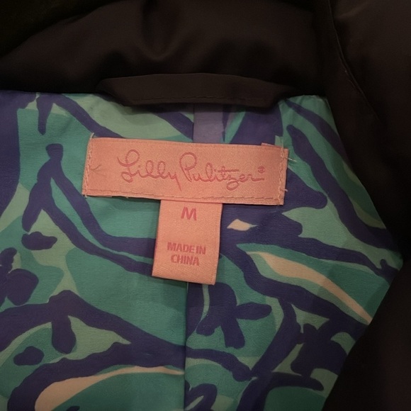 Lilly Pulitzer Navy Isabella Puffer Vest - Picture 5 of 5